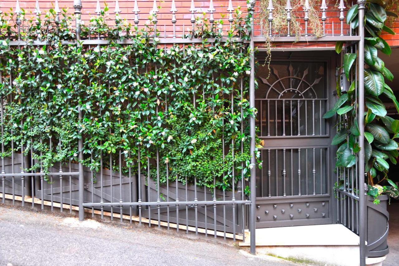 Hotel Regal House Roma Capucci 6 Exterior foto
