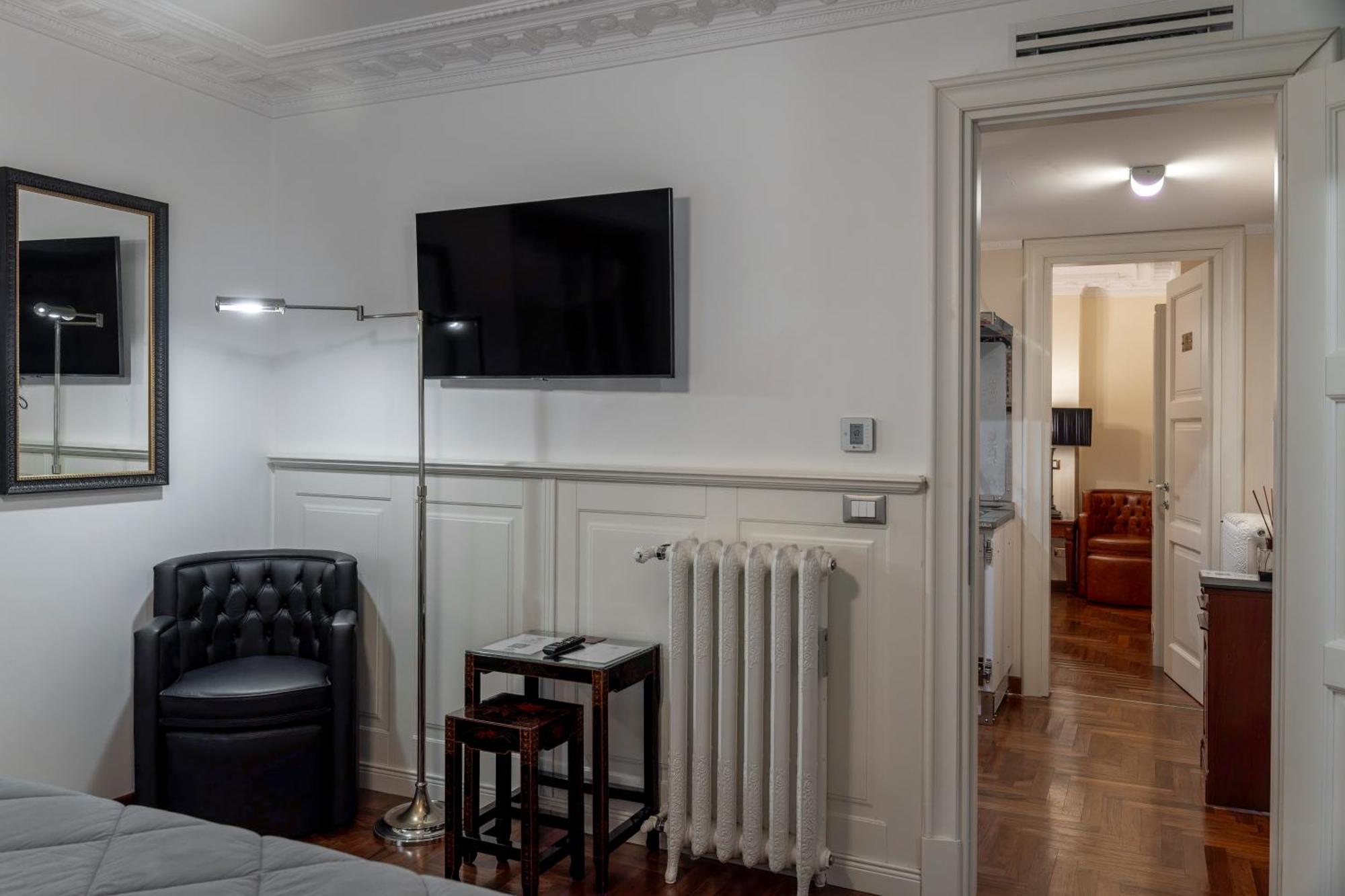 Hotel Regal House Roma Capucci 6 Exterior foto